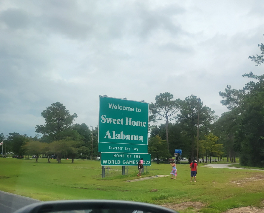 We woke up early to outrun the storm to Alabama.